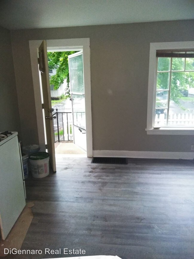 236238 Cypress St 236238 Cypress St Rochester NY 14620 Apartment