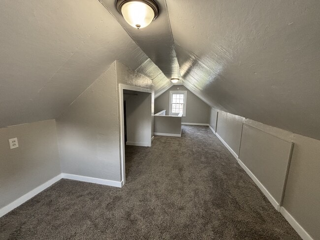 Building Photo - 2201 20th St NE