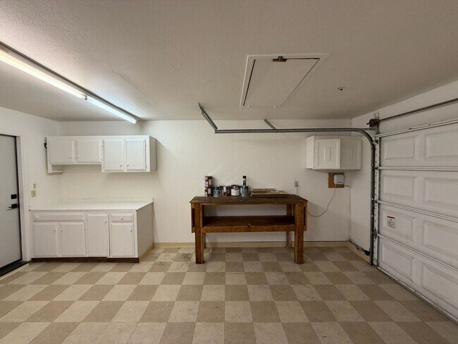 Building Photo - South Napa 3 Bedroom in Court