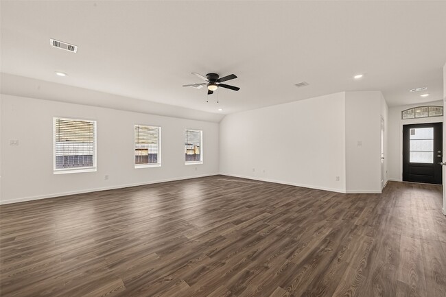 Building Photo - 7910 Eagle Crk Ln