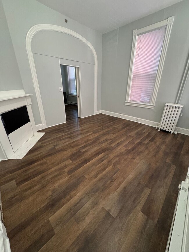Building Photo - 51 E Antietam St