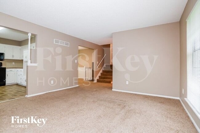 Building Photo - 12512 Silver Ln