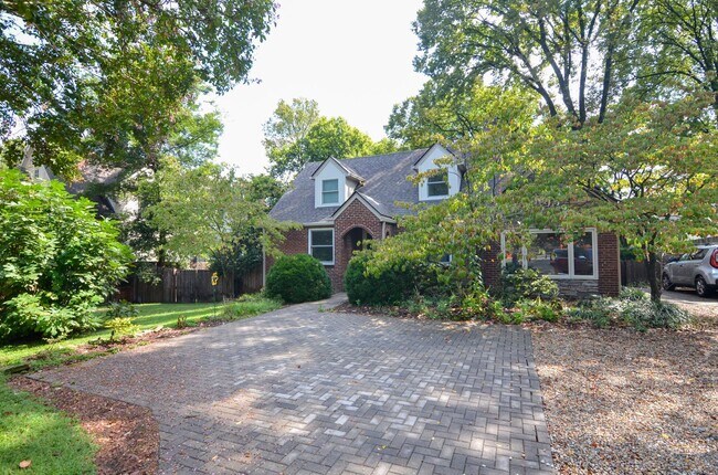 Primary Photo - 3434 Stokesmont Rd