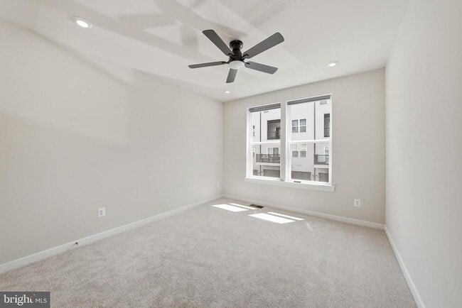 Building Photo - 43732 Transit Sq