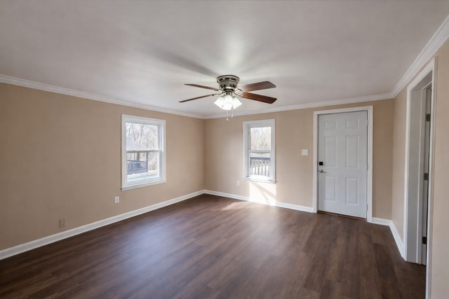 Building Photo - $250 OFF Move In Special!