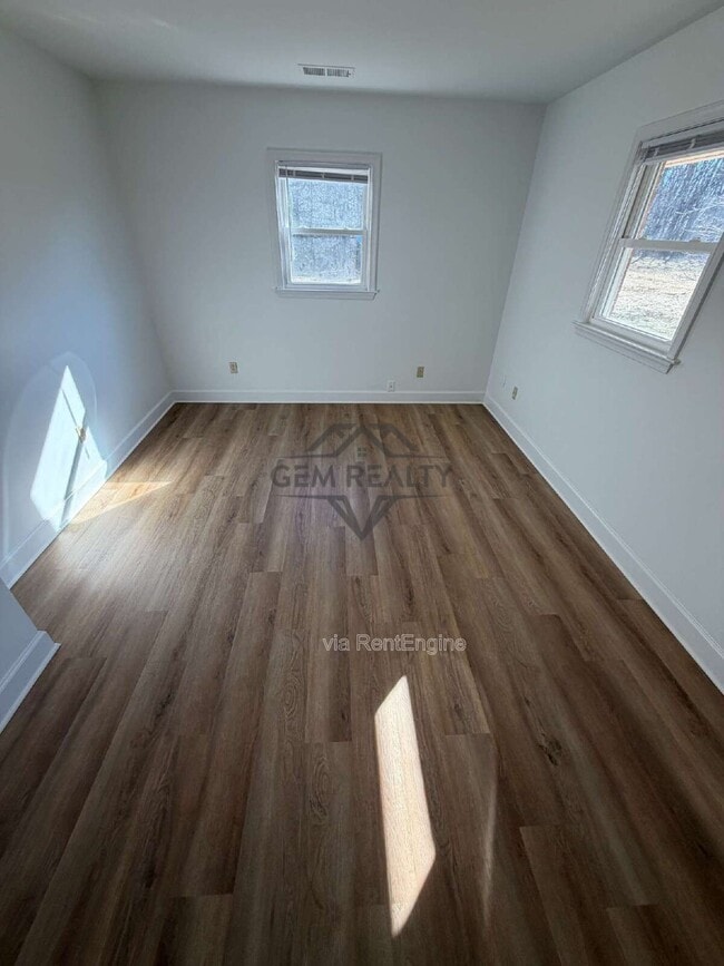 Building Photo - 15326 Tidewater Trail