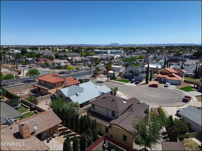 Building Photo - 1857 Ralph Janes Pl