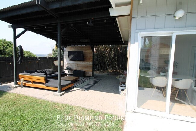 Building Photo - 134 Santa Clara Dr