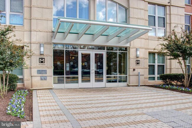 Building Photo - 11760 Sunrise Valley Dr