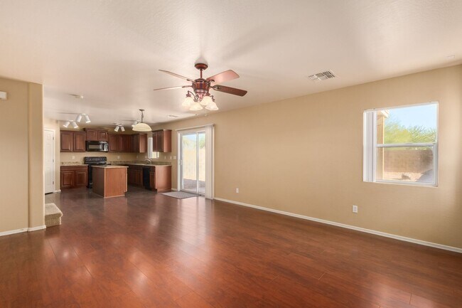 Building Photo - Copper Basin Charmer