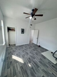 Building Photo - Move in Ready. Pets ok. Section 8 ok.