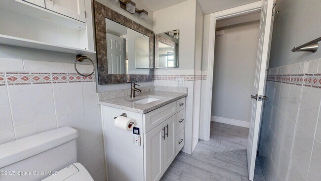 Building Photo - 410 Finch Dr