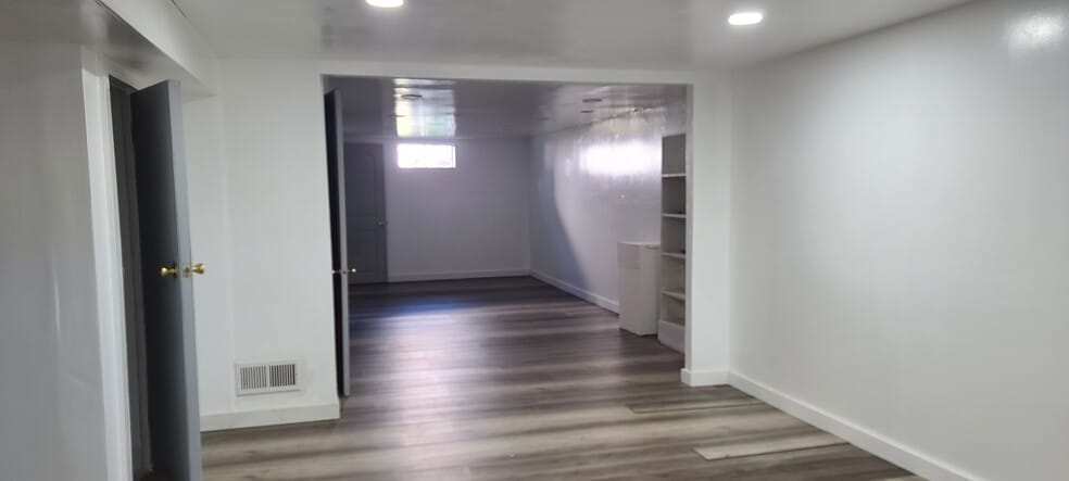 Basement - 328 Bradley Rd