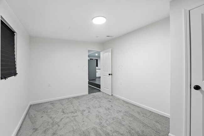 Building Photo - 354 Fernhill Ave