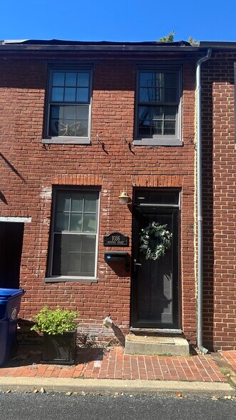 Building Photo - 1036 Patapsco St