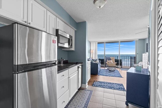 Building Photo - 1501 S Ocean Blvd