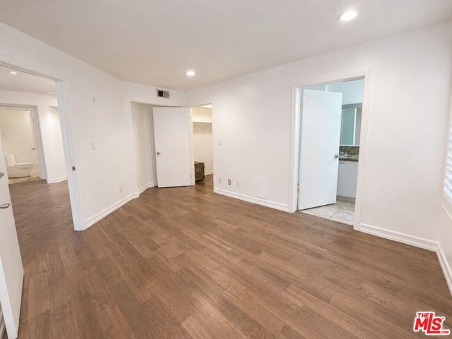 Building Photo - 6140 Monterey Rd