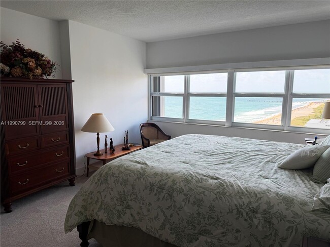 Building Photo - 4900 N Ocean Blvd