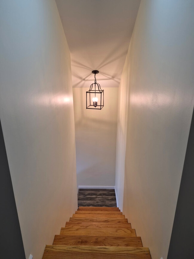 Building Photo - 4613 Bear Path Rd