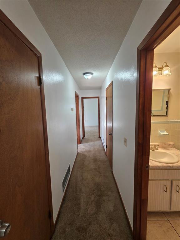 Building Photo - 2301 NE 32nd St