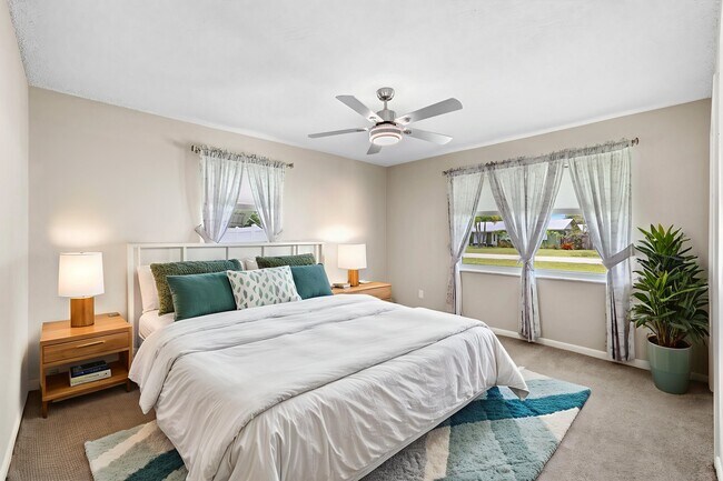 Building Photo - 7907 Sebastian Rd