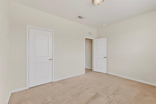 Building Photo - 2717 Strand Ln