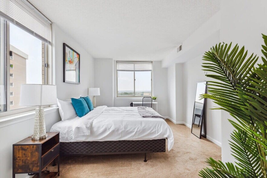 Building Photo - 3901 17th St N