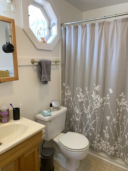 Building Photo - 1329 Connecticut St