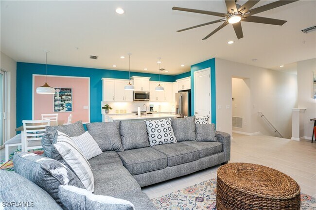 Building Photo - 2665 Seychelles Cir