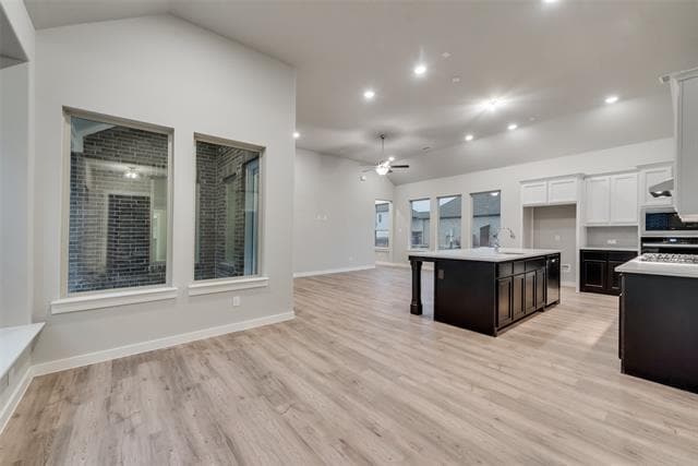 Building Photo - 527 Embargo Dr