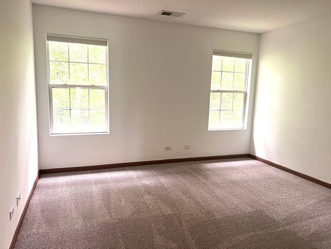 Building Photo - 2407 Stoughton Cir