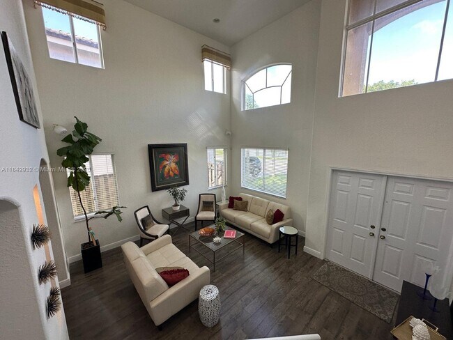 Building Photo - 7051 SW 162nd Ct