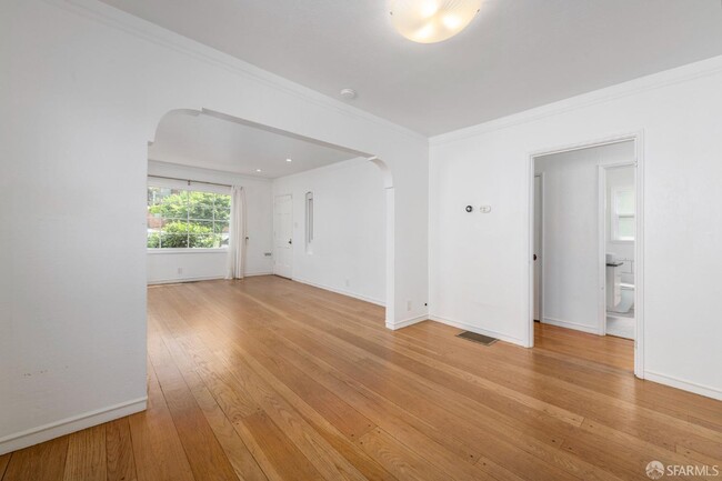 Building Photo - 3319 Herrier St
