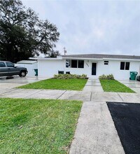 Building Photo - 934 SW 75th Ave