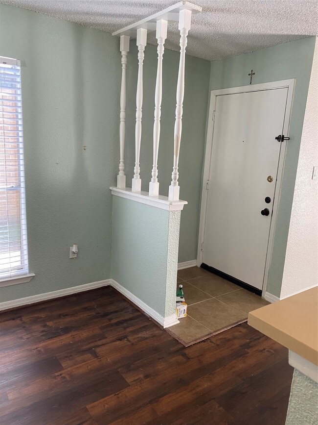 Building Photo - 250 El Dorado Blvd