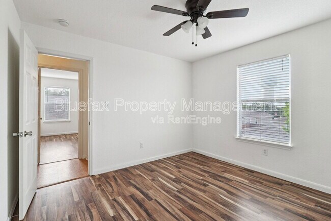 Building Photo - 5842 Blonde Canyon