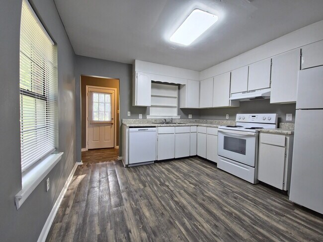 Building Photo - 1814 Morningside Dr