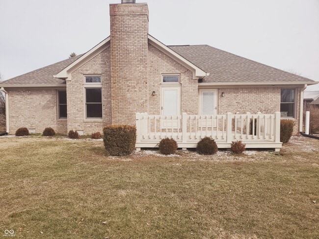 Building Photo - 5025 W Edwards Ave