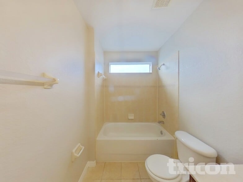 Building Photo - 243 Tower View Dr W