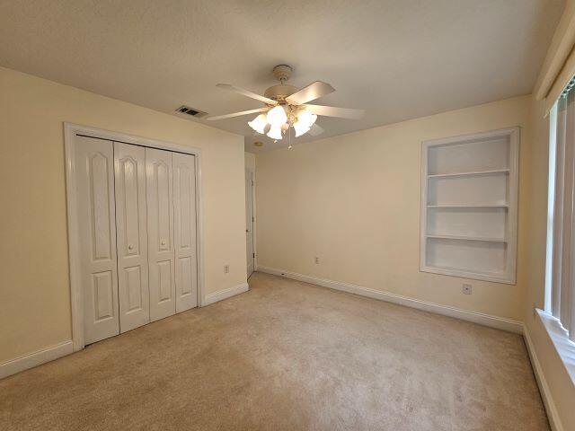 Building Photo - 4695 Lovegrass Ln