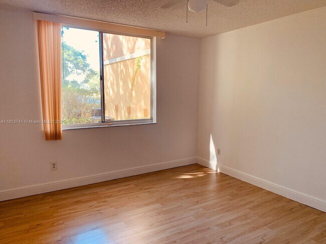 Building Photo - 4055 W McNab Rd