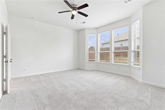 Building Photo - 2410 Doncaster Dr
