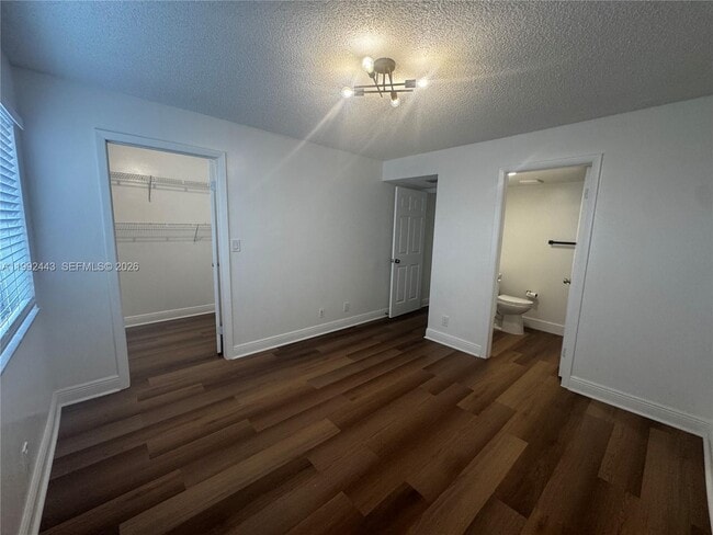 Building Photo - 5720 Rock Island Rd