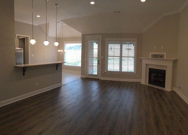 Building Photo - Luxury Rental Home in Horn Lake!