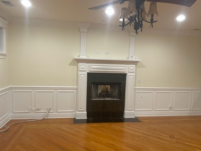 Building Photo - 5062 N Kimball Ave