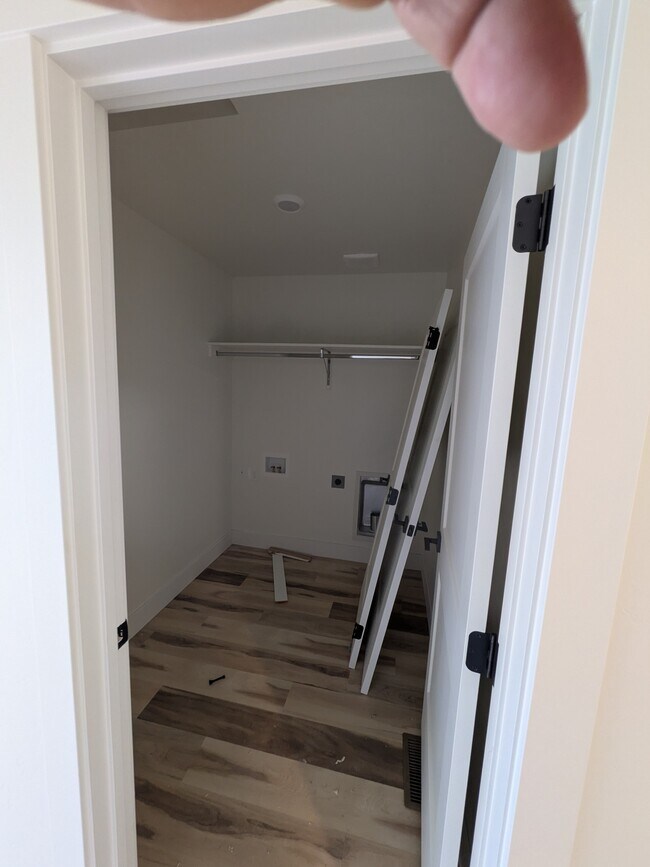 Building Photo - 4707 Highgarden Wy