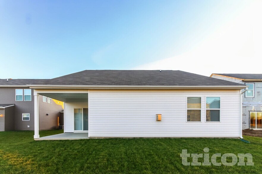 Building Photo - 10406 Deercrest Ln