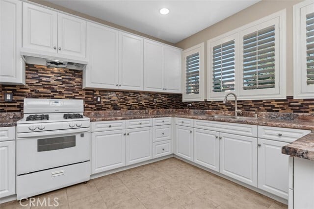 Building Photo - 14564 Monet Dr