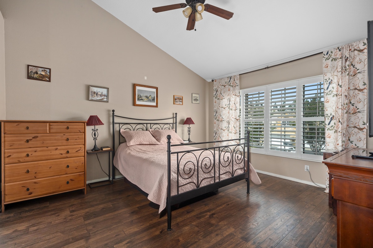 Building Photo - 66 Sandcastle