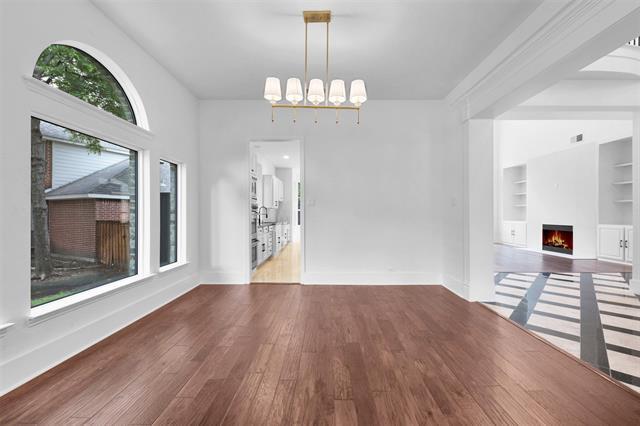 Building Photo - 3310 Meadow Wood Dr